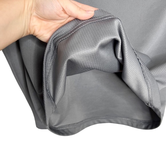 Under Armour Loose Fit Gray Long Sleeve Orange Logo Shirt - Picture 8 of 12